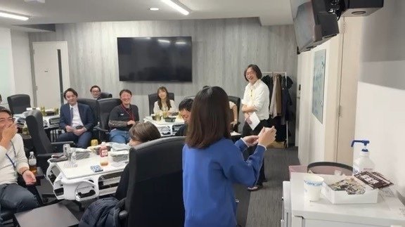 外出時も服装はこのままとの事、驚愕です!