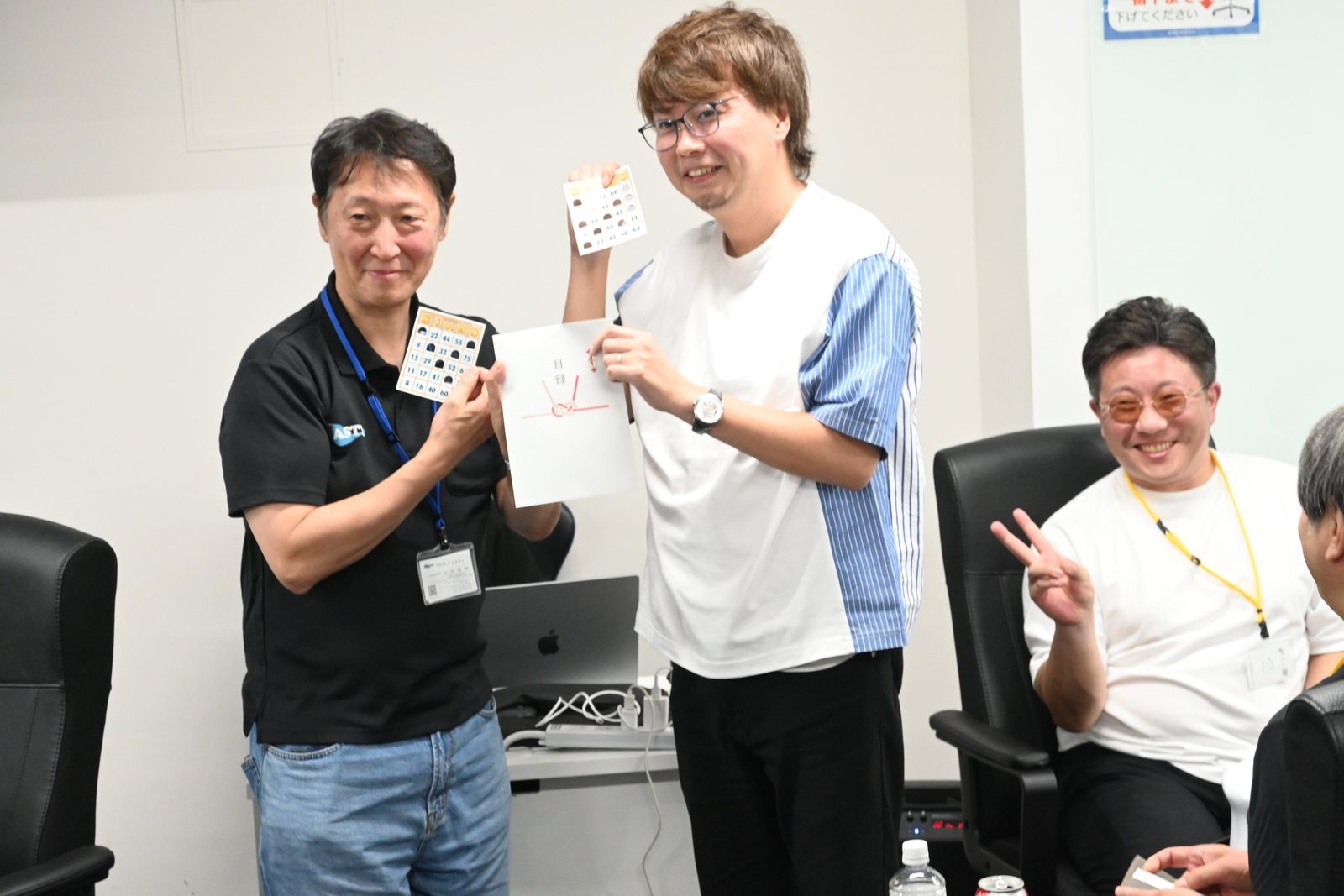 同時ビンゴ！ディズニーペアチケットは山田様がゲット！